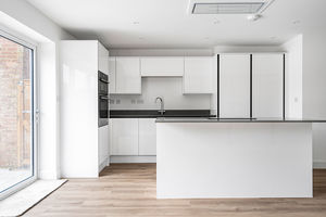 Kitchen- click for photo gallery